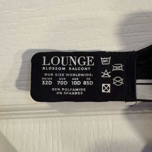 Lounge Black Lace Bra - Picture 3 of 3